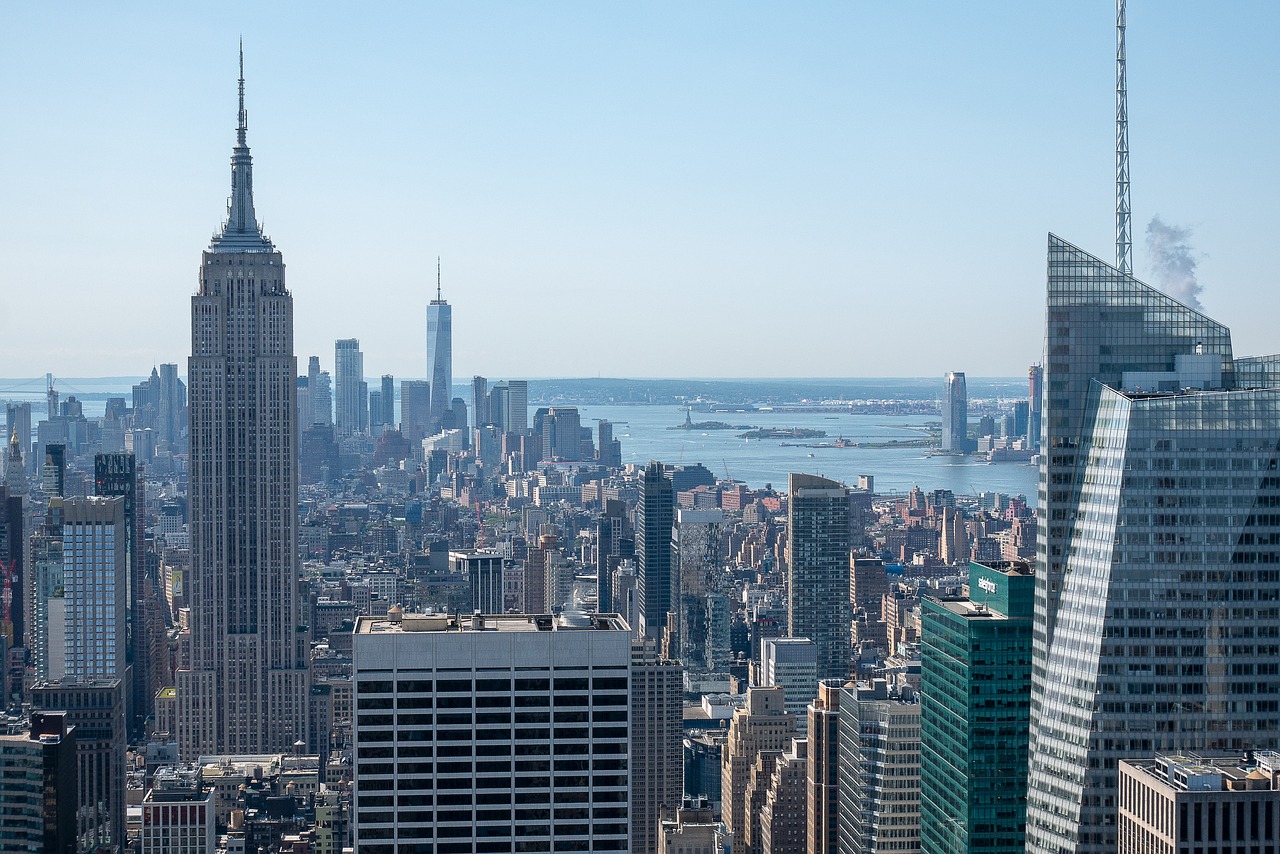 Six Affordable(ish) Manhattan Neighborhoods to Call Home